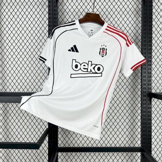 Beşiktaş JK 2025–2026 Hemmatröja