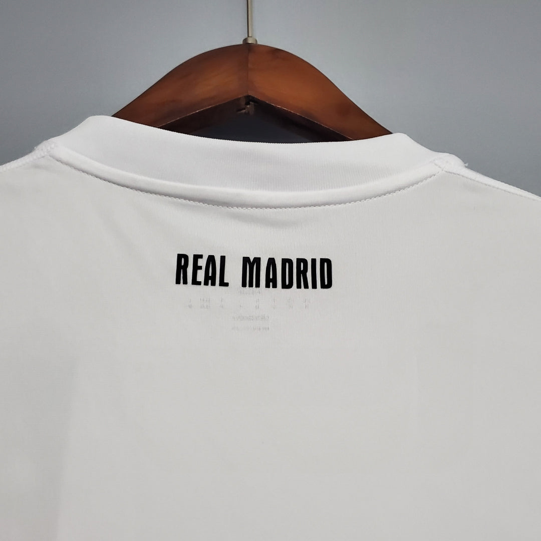 Real Madrid 2010 - 2011 Hemmatröja
