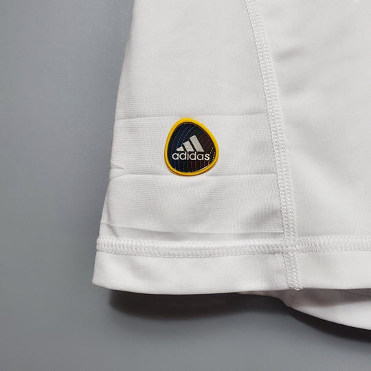 Real Madrid 2010 - 2011 Hemmatröja