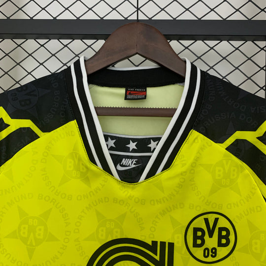 Borussia Dortmund 1994–1995  Hemmatröja